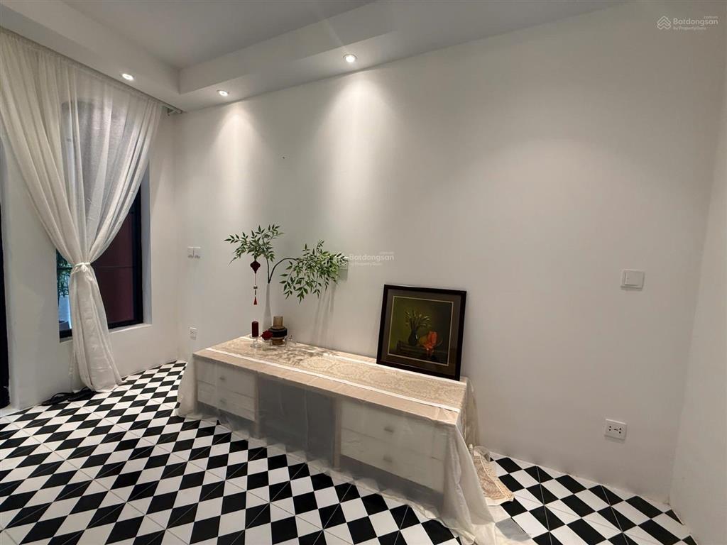 Siêu mới  đẹp vào ở ngay trung tâm tân định quận 1  4,3x18m, sẵn 4 tầng. chỉ 18,2 tỷ 0925 049 ***