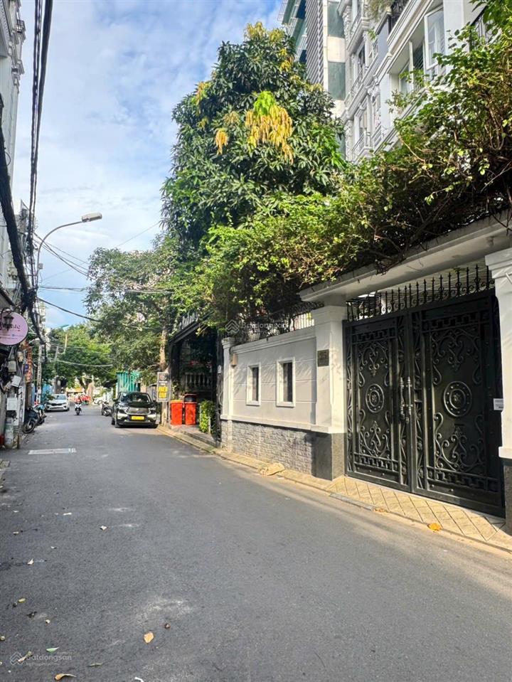 Siêu to 108m2  ngang hơn 6m khu phan đăng lưu, pn 6,5x16m, kcx 5 tầng. chỉ 14 tỷ 0925 049 ***