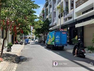 Mặt tiền giá tốt đường hoa lan  phan xích long, p.2 pn  4x18m (72m2), 5 tầng chỉ 21,5 tỷ