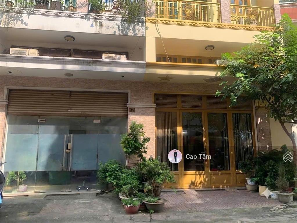 Mặt tiền giá tốt đường hoa  phan xích long, pn  5x14m, 5 tầng giá chỉ còn 19 tỷ 0925 049 ***