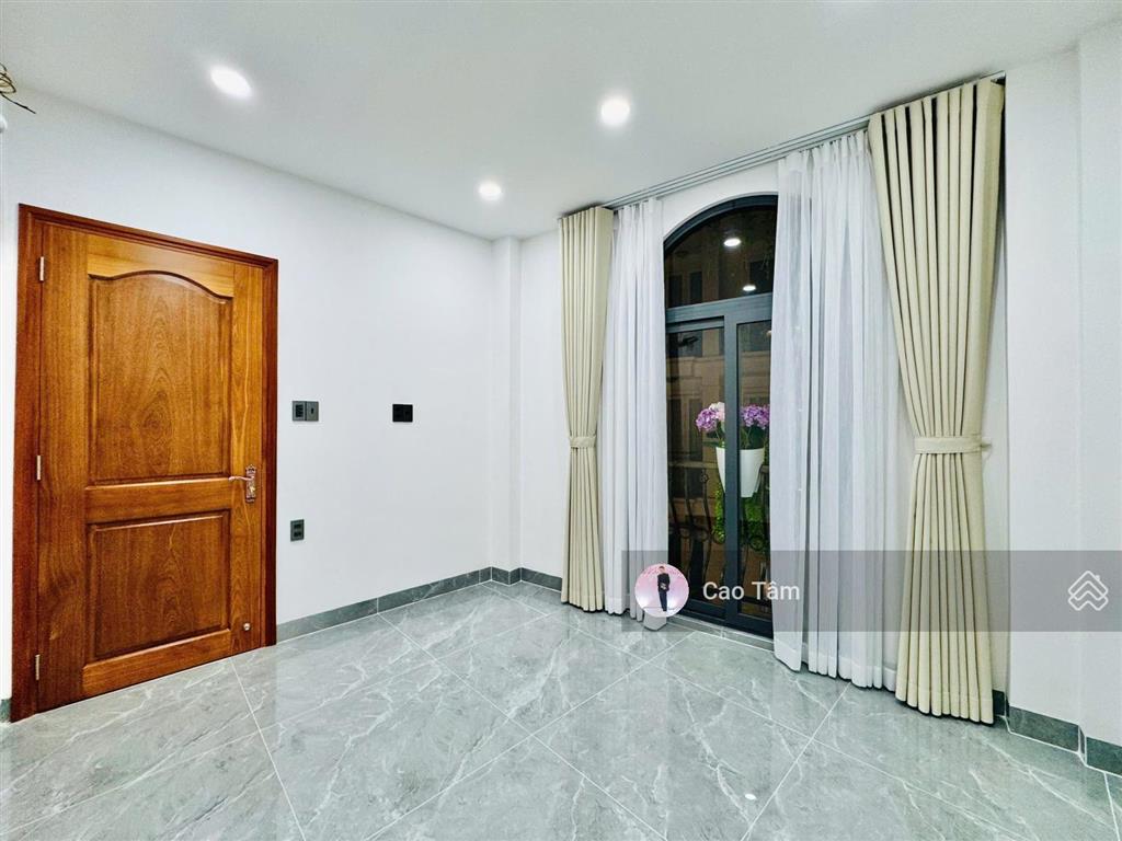 Nhà siêu đẹp  ngang 6,6m mt phùng văn cung, pn  dts 153m2, 5 tầng (thang máy). chỉ 13,5 tỷ