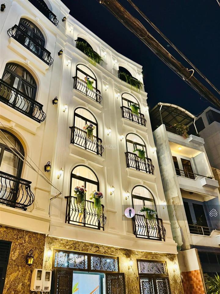 Nhà siêu đẹp  ngang 6,6m mt phùng văn cung, pn  dts 153m2, 5 tầng (thang máy). chỉ 13,5 tỷ