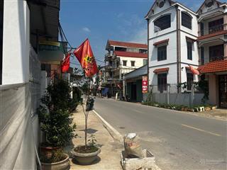 Chỉ 1.2 tỷ , có ngay lô đất gần chợ, trường trạm tại thôn hòa thạch, phú cát , hà nội.
