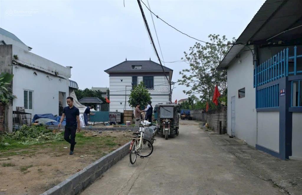 Bán đất phú cát, quốc oai 120m2 thổ cư, lô góc 2 mặt tiền, sổ đỏ chính chủ