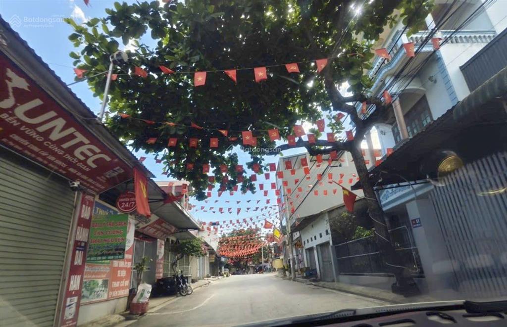 Chỉ 3,3 tỷ sở hữu ngay lô đất đẹp phú cát gần chợ đường trục liên thôn