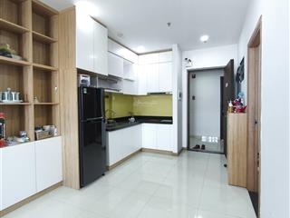 Bán 2pn/2wc full nội thất bcons miền đông. view hồ đá làng đại học. giá 2.550 tỷ.cho thuê 7.5 triệu