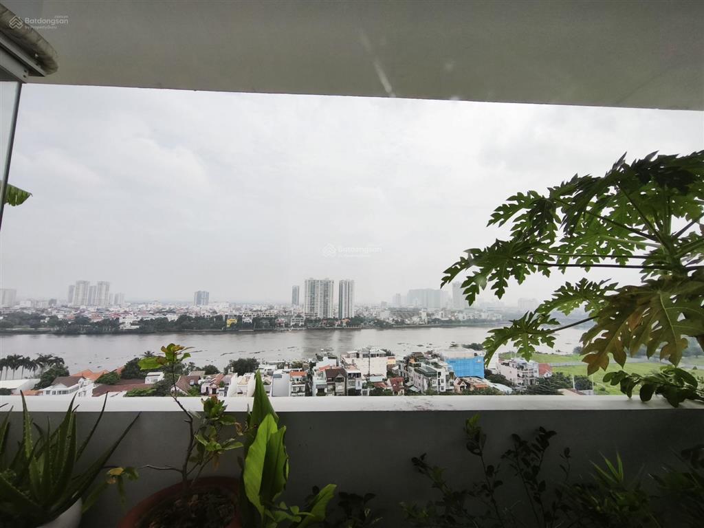Bán căn penthouse chung cư samland 190m2 tại quận bình thạnh. 3 mặt view sông. giá 13 tỷ còn tl nhẹ