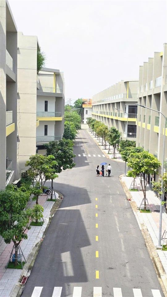 Duy nhất 1 căn nhà phố bcons giá chủ đầu tư thấp nhất thị trường 6.2 tỷ. 1 trệt 3 lầu. dt 60m
