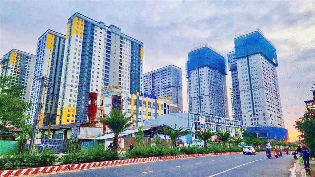 Duy nhất 1 căn nhà phố bcons giá chủ đầu tư thấp nhất thị trường 6.2 tỷ. 1 trệt 3 lầu. dt 60m