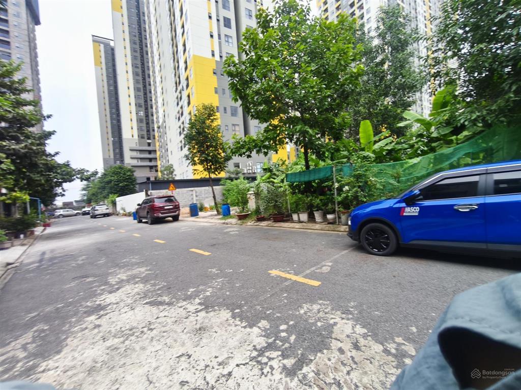 Cần bán lô đất 84m khu dân cư tân hòa, sát bên bcons uni valley. giá bán 6 tỷ.