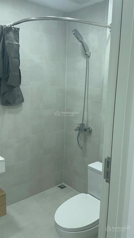 Chính chủ cho thuê căn hộ mới tinh, full nội thất