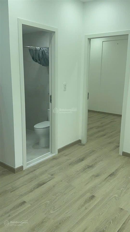 Chính chủ cho thuê căn hộ mới tinh, full nội thất
