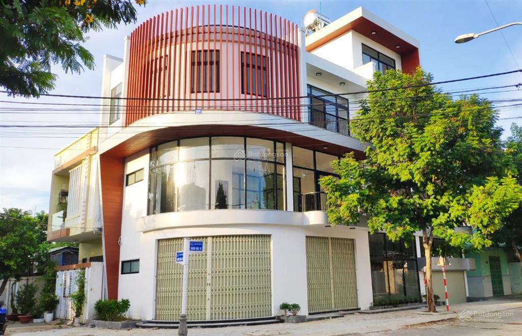 Cho thuê mặt bằng văn phòng, kinh doanh, nhà 2 mặt tiền gần bến xe