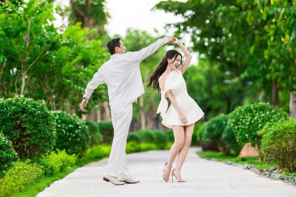 Cắt lỗ 2 tỷ  biệt thự đảo eco retreat long an