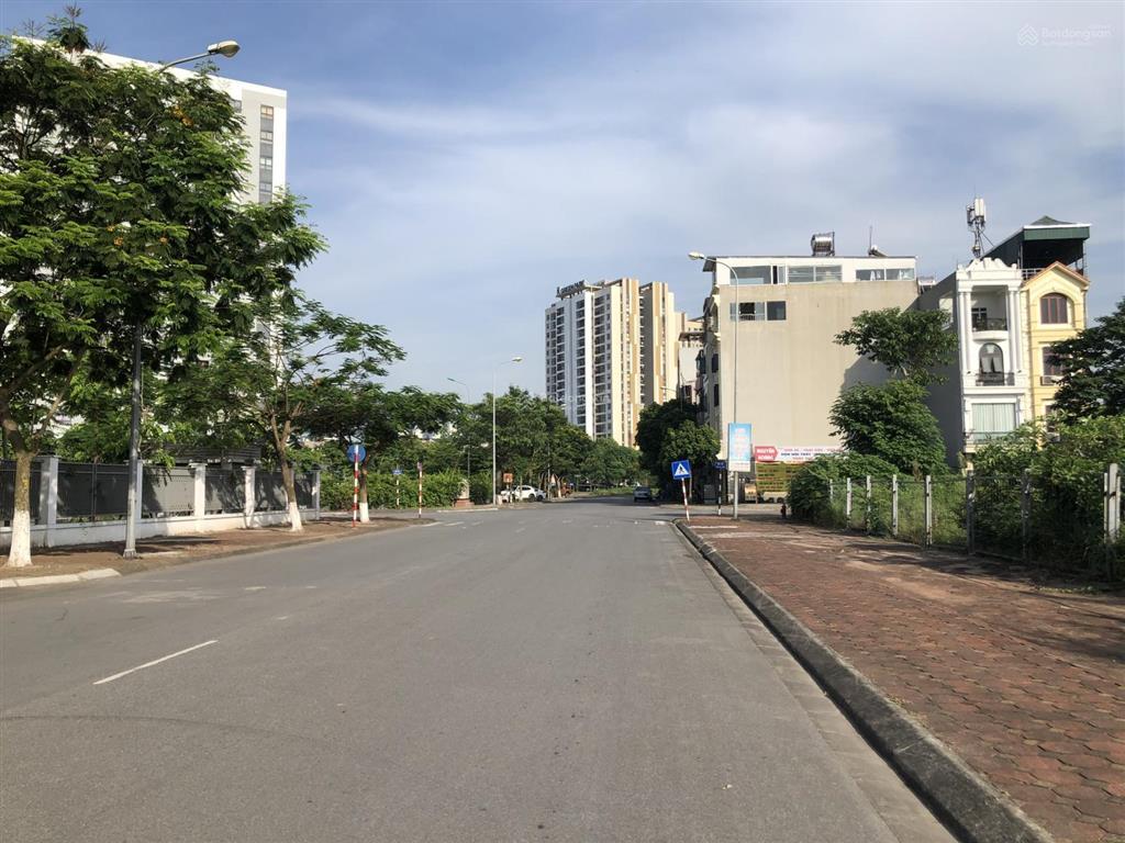 40m2 đất tđc phố phạm khắc, phường giang biên, vị trí đẹp, giá tốt, kinh doanh, chỉ 12 tỷ