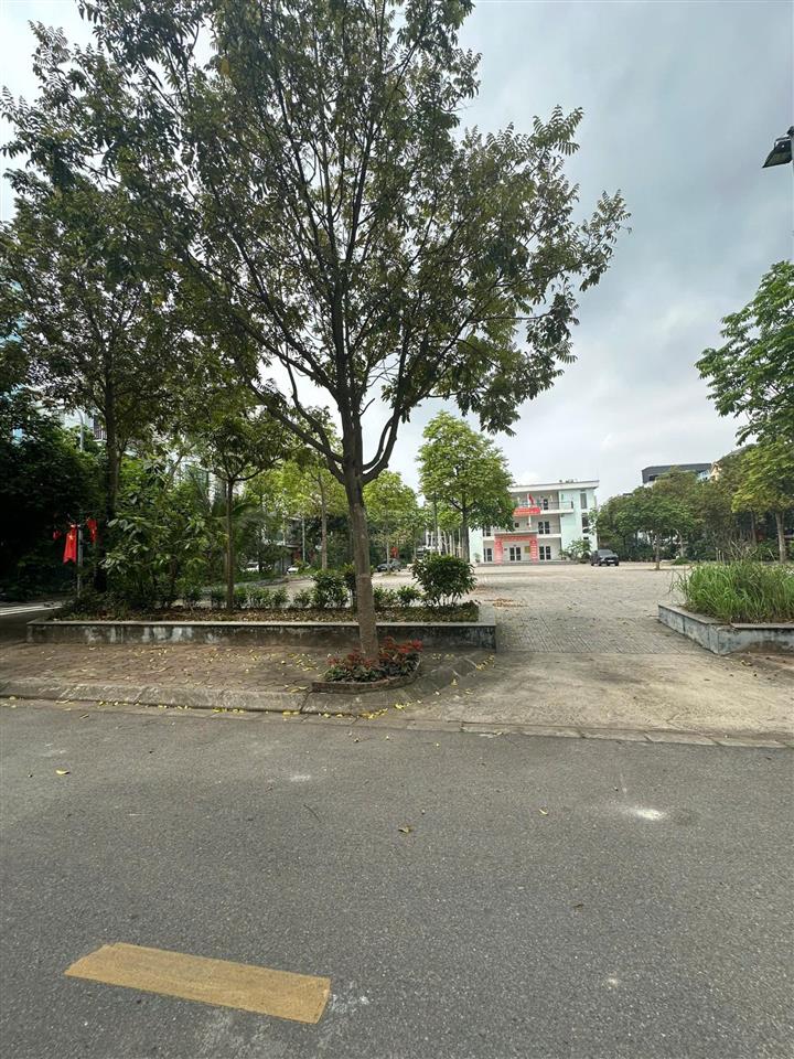 40m2 đất tđc phố phạm khắc, phường giang biên, vị trí đẹp, giá tốt, kinh doanh, chỉ 12 tỷ