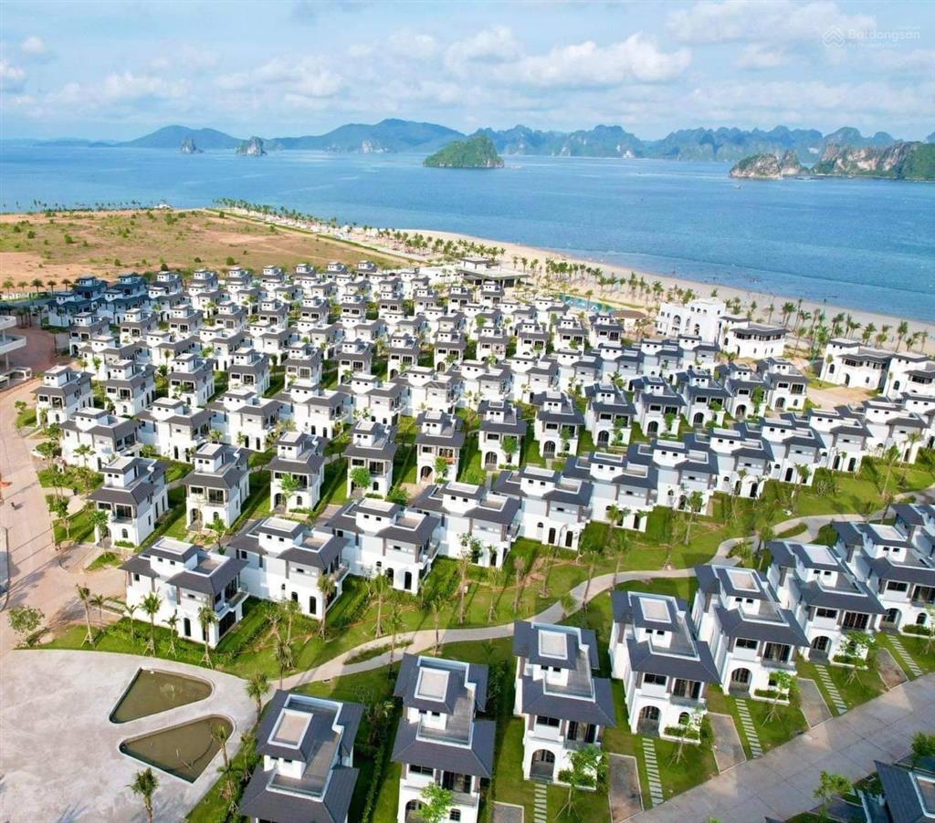Bán biệt thự biển wyndham garden sonasea vân đồn 160m, 3 phòng ngủ, chỉ cách biển 3 dãy nhà