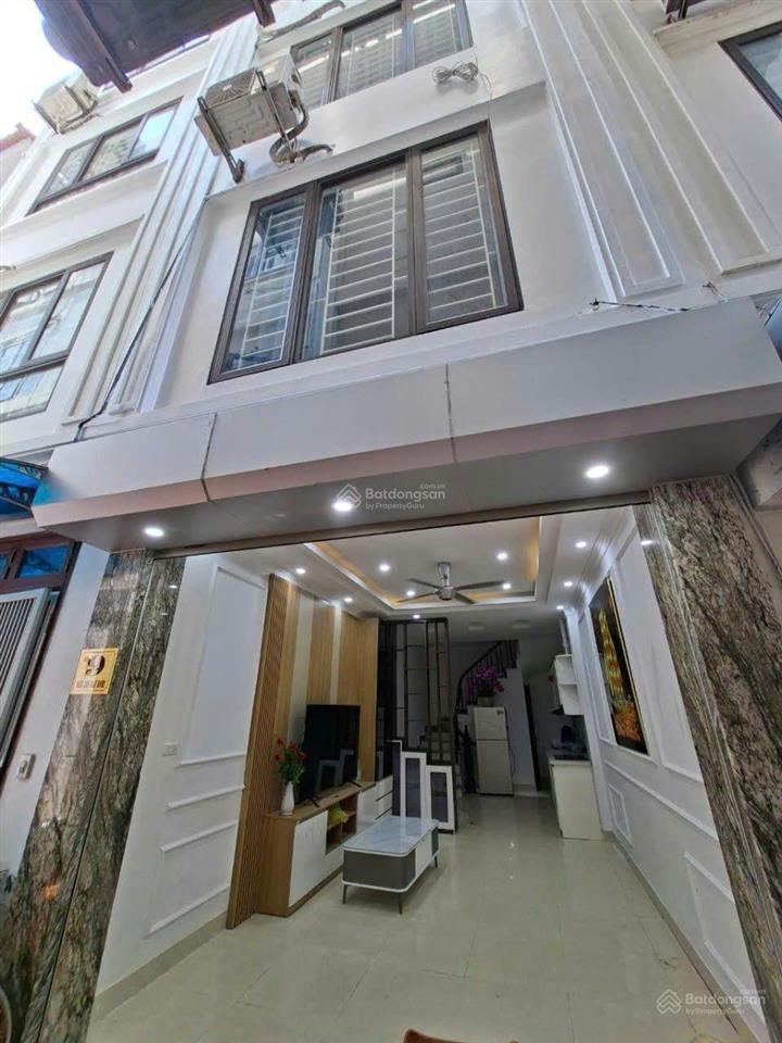 Chính chủ cần tiền bán gấp trả nợ ngân hàng bán nhà riêng 30m2 dc 309 nhà số 9 bát khối, long biên