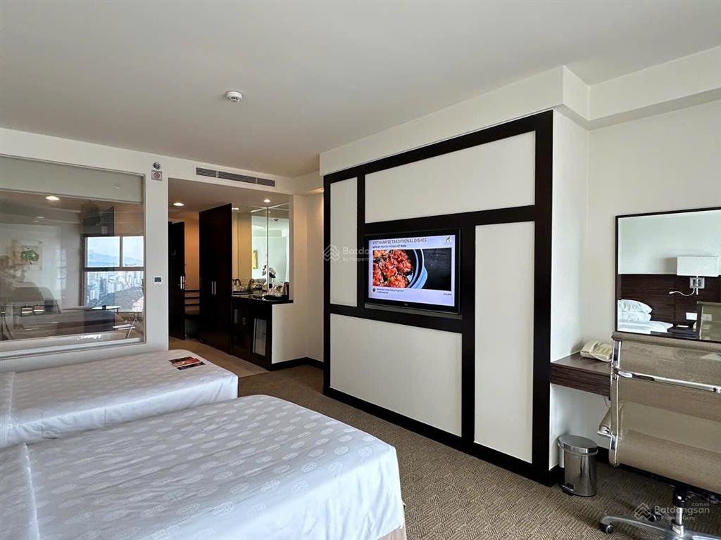 Em ly chuyên bán căn hộ havana nha trang, căn kế góc view biển đẹp