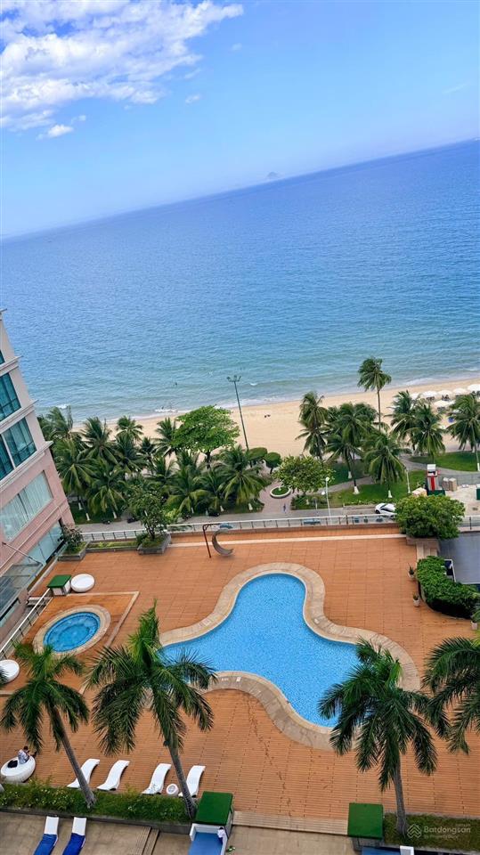 Hàng hiếm!!! căn góc 3pn view trực biển tòa nha trang center