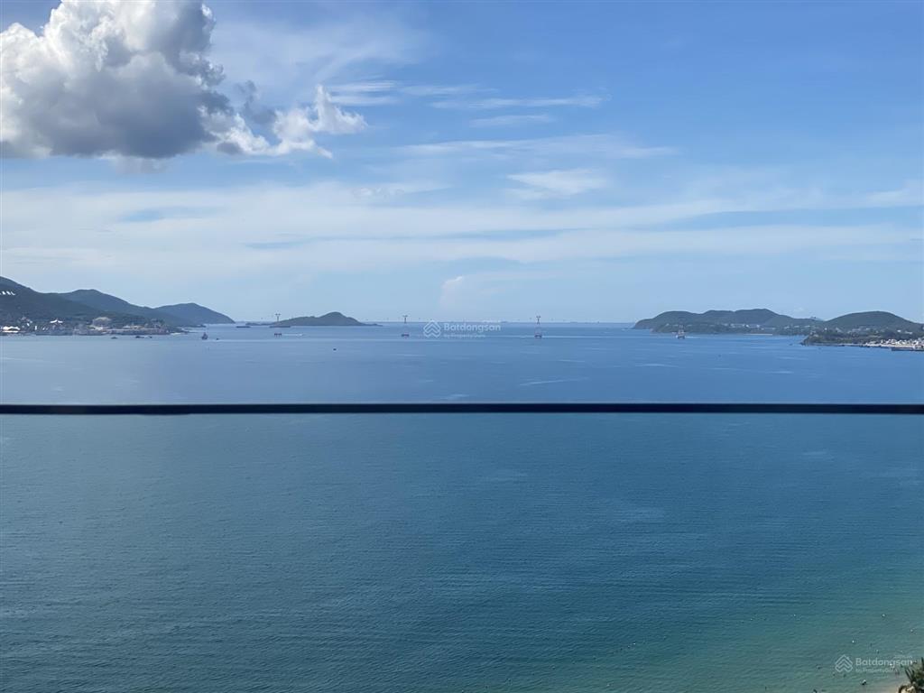 Em bán căn hộ the costa nha trang trục trực diện biển không chắn view, full nội thất