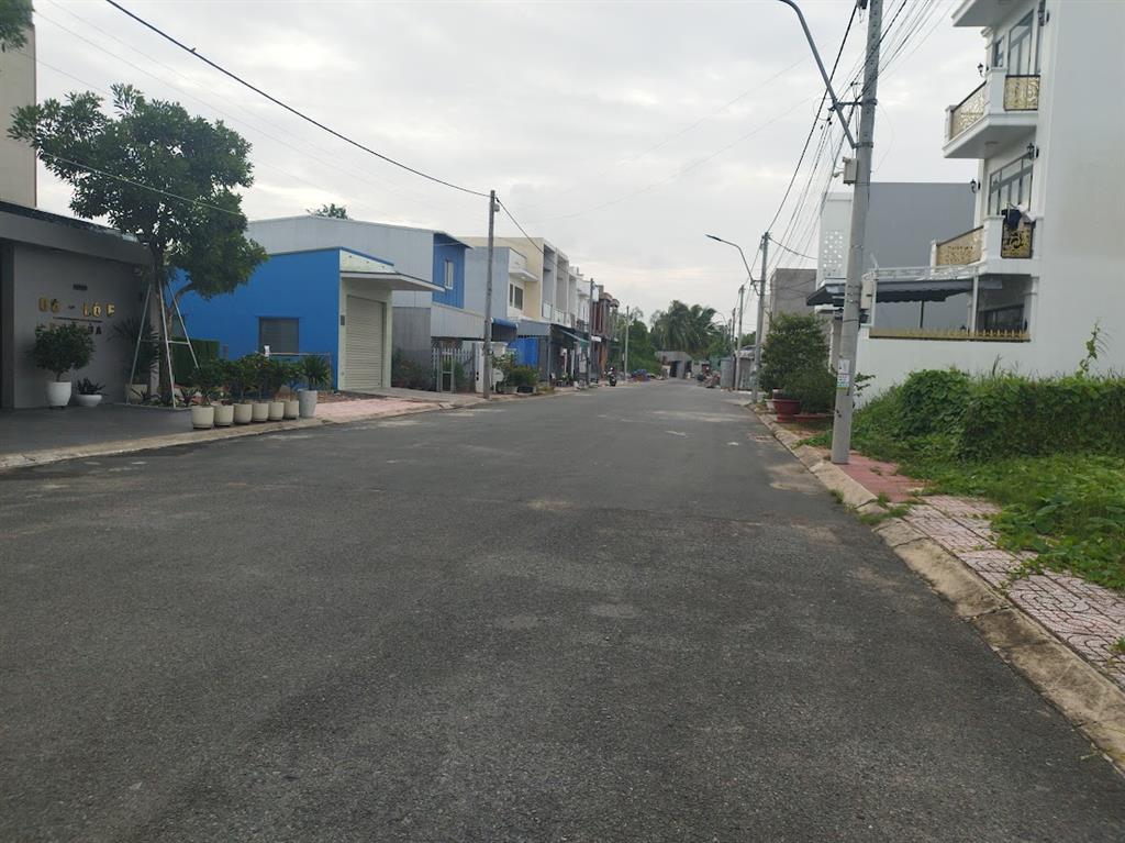 Bán đất 74m2 KDC Hai Lúa Sa Đéc, đường NB02. Sổ hồng, hướng ĐB, giá 1.8 tỷ.