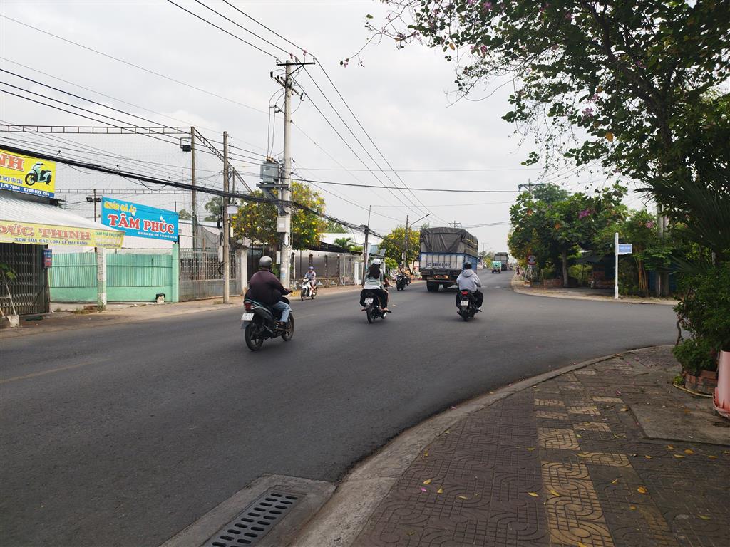 Bán Nhà Đất Mặt Phố Diện Tích Lớn 989m2 (15x70m) Đ.848 An Hòa, TP Sa Đéc.. Giá 20 Tỷ.