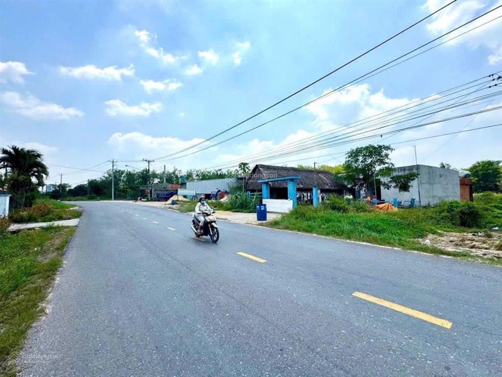 Bán đất mặt tiền dt 748 an điền bến cát 550m2