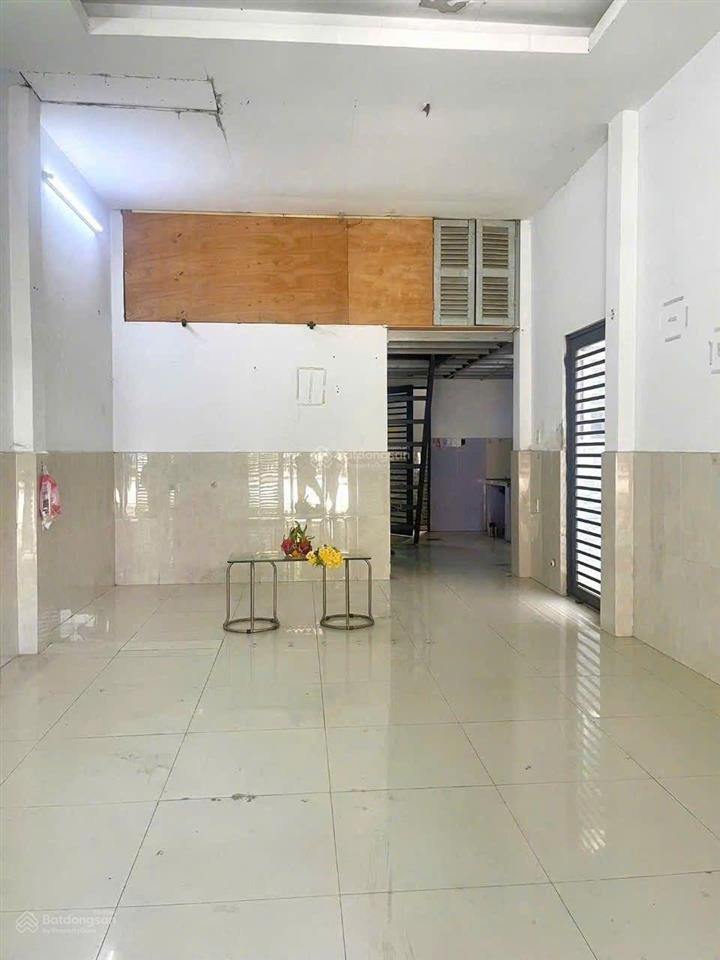 Bán nhà tân an ngay ngã 3 sở gà 1 tỷ 650