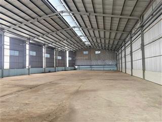Cho thuê 1300m2 kho xưởng phường chánh phú hoà có hah bình 160kva