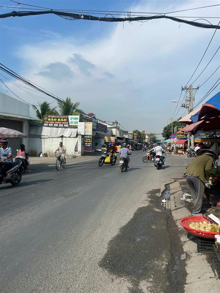 Bán nhà mt nguyễn duy trinh đoạn cổng đông tăng long. chỉ 70 tr/m2