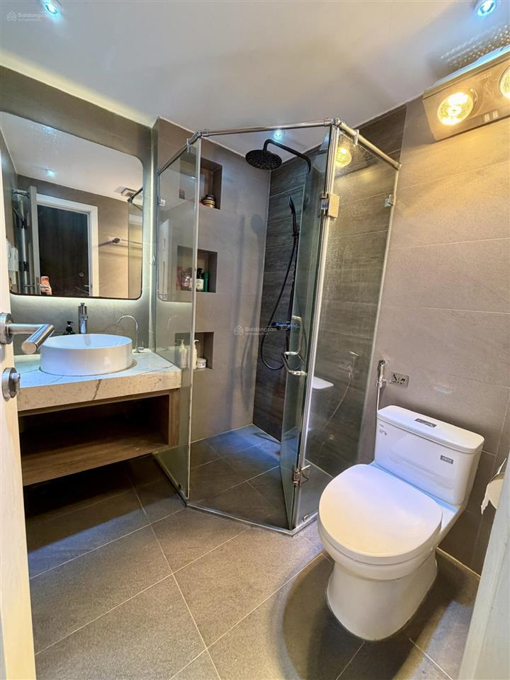 Chính chủ bán nhà phân lô 670h7 tân mai 73m² thang máy ô tô vào nhà