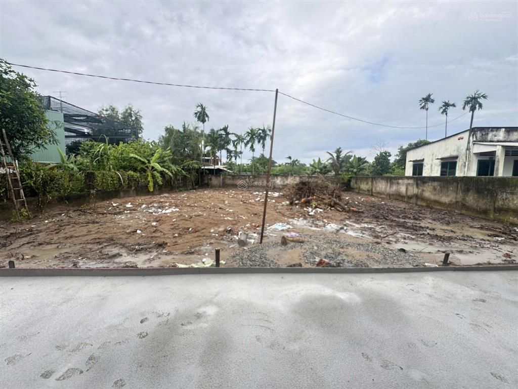 Đất gần vinhomes hóc môn, mặt tiền xuân thới sơn 11 dt 112 m2 thổ cư 82m2 giá 2.85 tỷ
