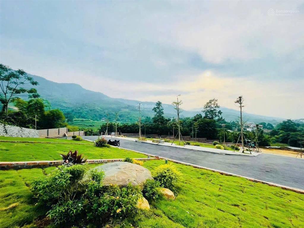 Sát vành đai 5 đất nghỉ dưỡng phú mãn  phú cát  quốc oai, view hồ, tựa núi, villas và homestay !