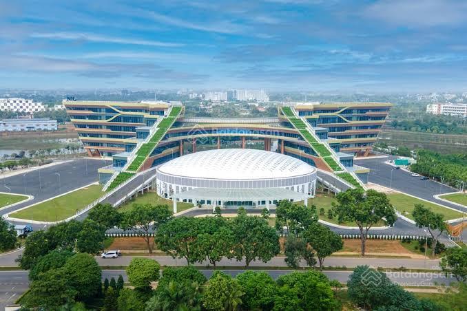 Chỉ 1,8 tỷ sở hữu ngay 100m2 đất hòa lạc gần đh quốc gia, đh fpt, kcn sổ đỏ sẵn giá đầu tư