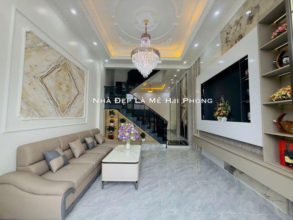 nhà xây mới mặt đường 3xx Nguyễn văn linh - lê chân 6,95 tỉ