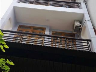 Nhà rộng có nội thất 5*16m 3lầu tum st 4pn 3wc hxh quang trung