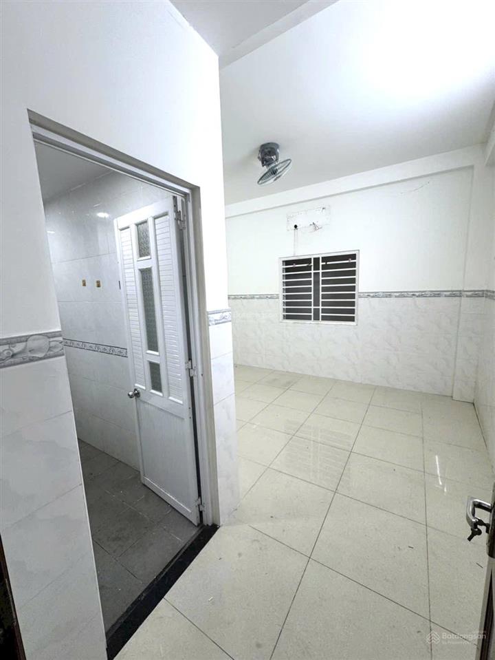 Nhà rộng mới 4,2*18m 2lầu st 4pn 5wc hxh nguyễn văn khối