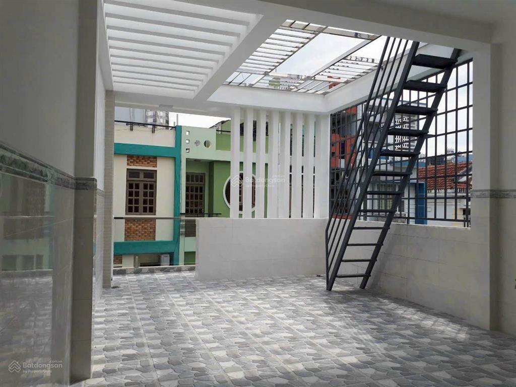 Nhà rộng mới 4,2*18m 2lầu st 4pn 5wc hxh nguyễn văn khối