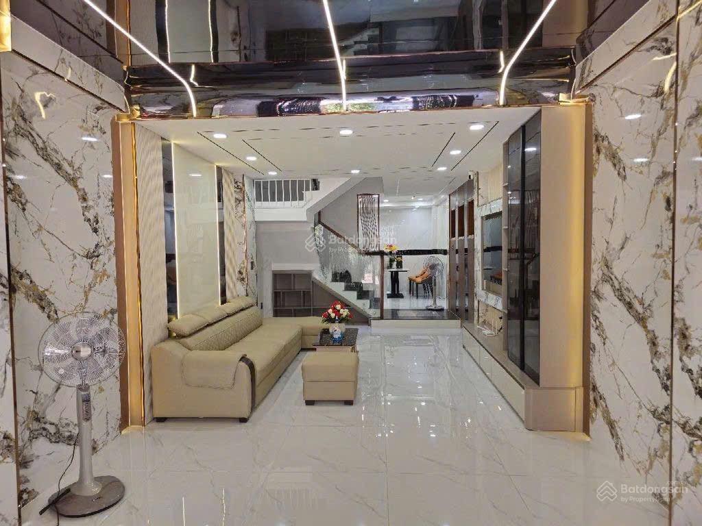 Nhà mới full nội thất 4*17m 3lầu st 5pn 6wc hxh lê văn thọ
