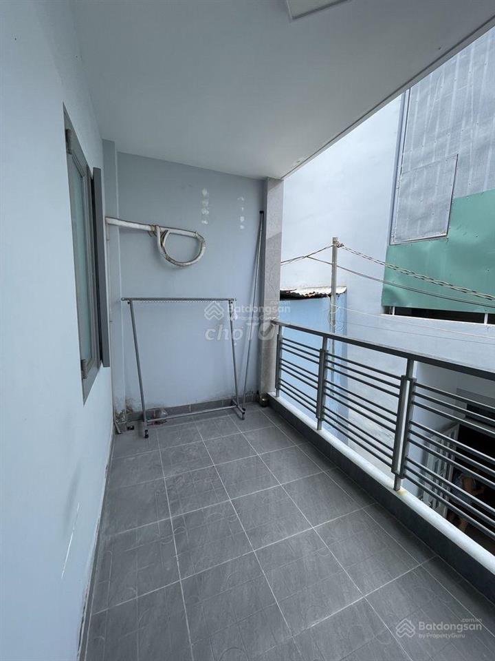 Nhà mới 4*13m 1lầu 2pn 2wc 1/ phạm văn bạch