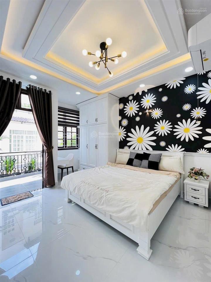 Nhà full nội thất mới 6*11m 3lầu st 4pn 5wc hxh 1/ quang trung