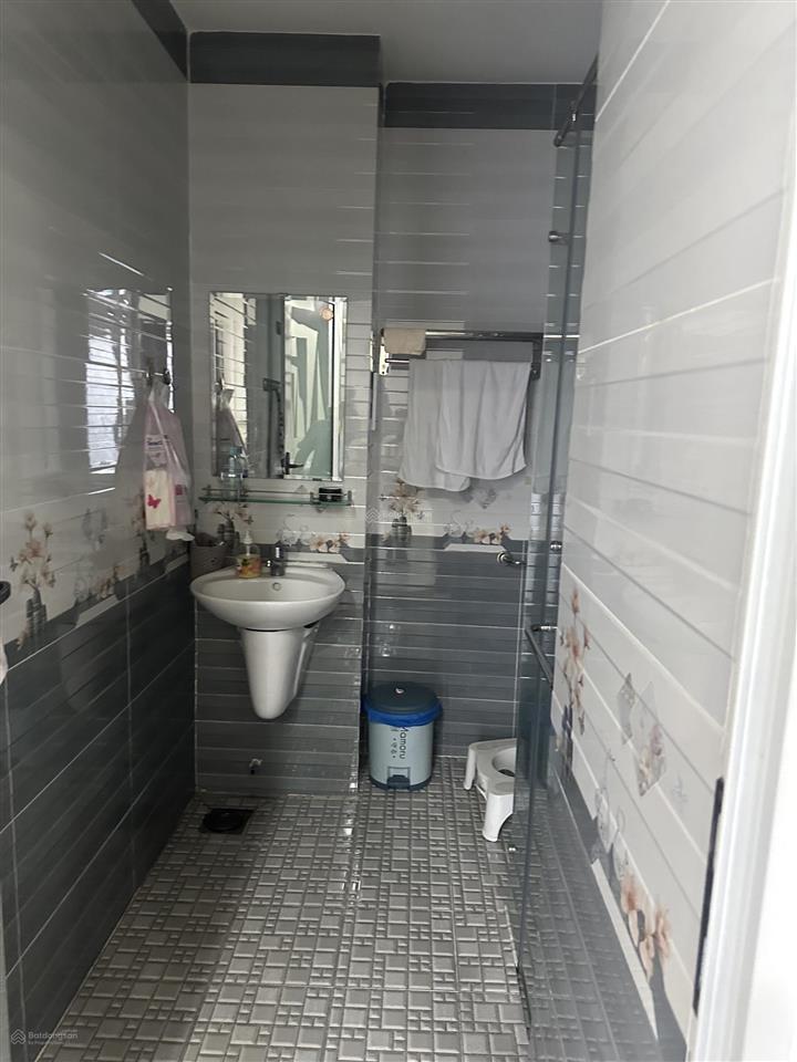 Nhà full nội thất mới 6*11m 3lầu st 4pn 5wc hxh 1/ quang trung