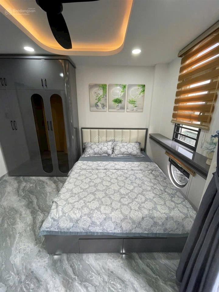 Nhà full nội thất 56m² 3 lầu st 5pn 7wc thm hxh nguyễn tư giản