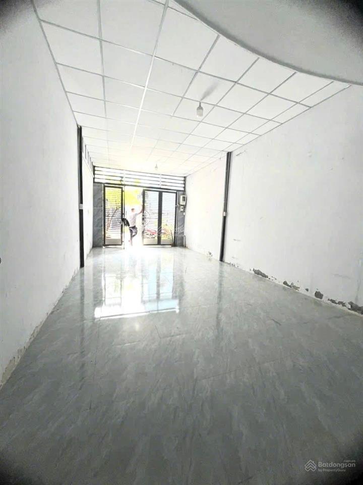 Nhà rộng 5x24m 1 lầu 3pn 2wc hẻm xe hơi ngay phạm văn bạch