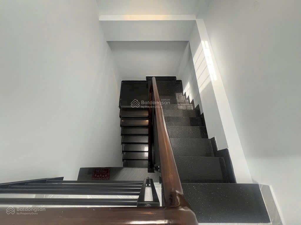 Nhà mới keng 4x13m 2 lầu st 4pn 3wc hxh đường số 2 p3 gv