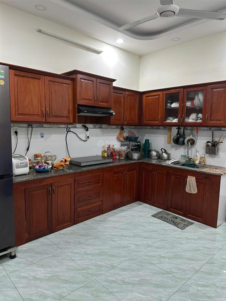 Nhà full nội thất 4x14m, 1 lầu, 2pn, 2wc, hẻm xe hơi, phạm văn bạch