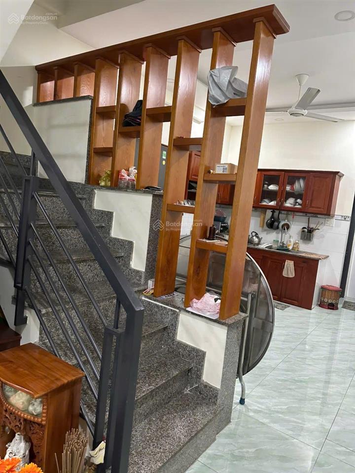 Nhà full nội thất 4x14m, 1 lầu, 2pn, 2wc, hẻm xe hơi, phạm văn bạch