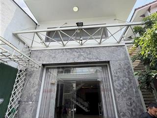 Nhà mới rộng 5,5x19m, 3 lầu st, 5pn, 6wc, hxh bùi quang là, p12