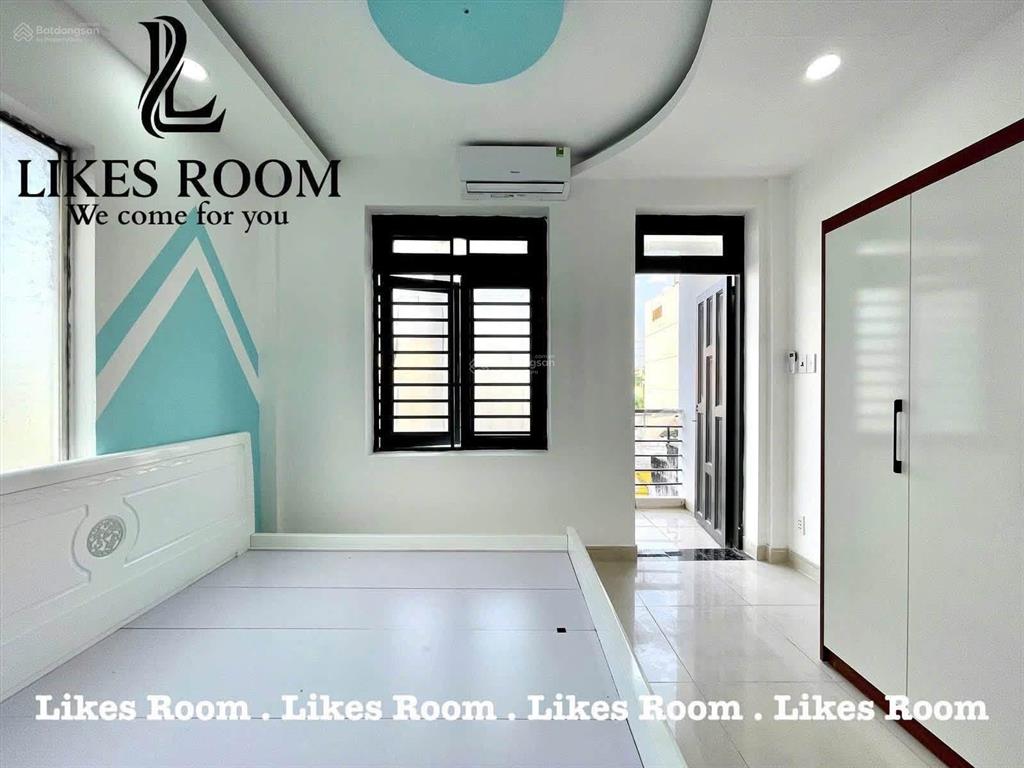 Phòng có đầy đủ nội thất 15m2 mặt tiền nguyễn văn khối